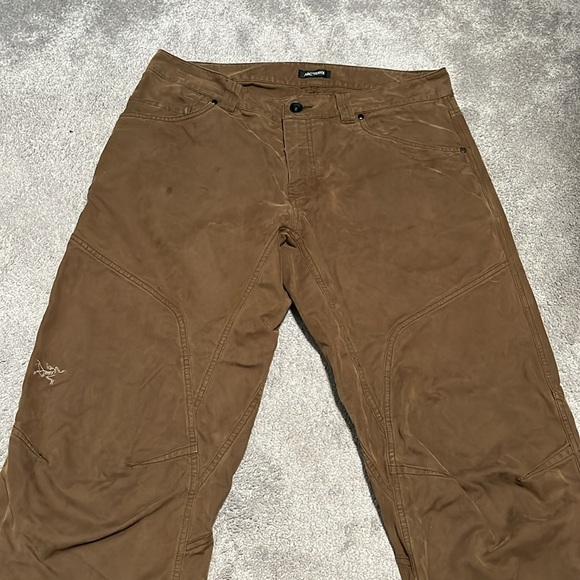 Men’s Arc’teryx Cronin Pants Size 36x35 Brown - Picture 2 of 8